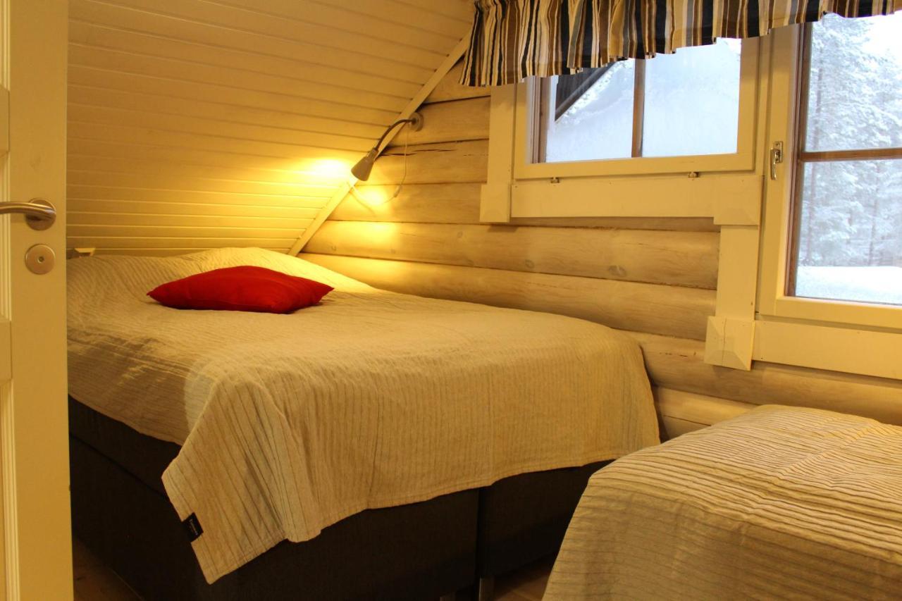 Pyhaekirnu Cottage Pyhatunturi ภายนอก รูปภาพ